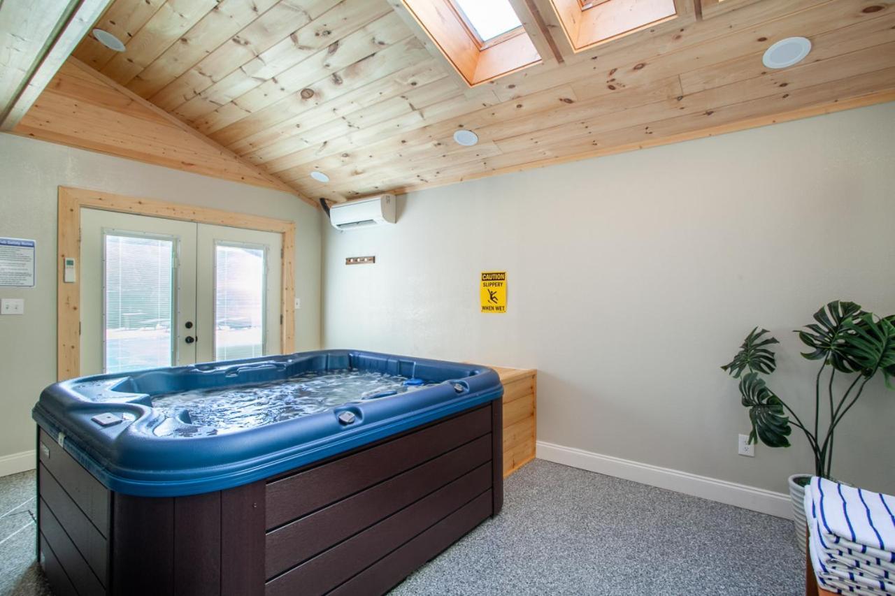 Mountain Breeze Private Pool Hot Tub Games Villa Sevierville Exteriör bild