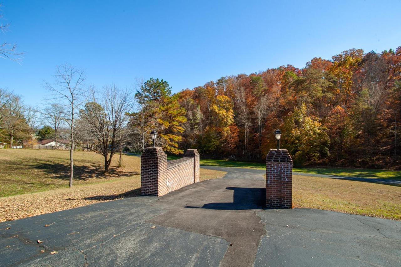 Mountain Breeze Private Pool Hot Tub Games Villa Sevierville Exteriör bild